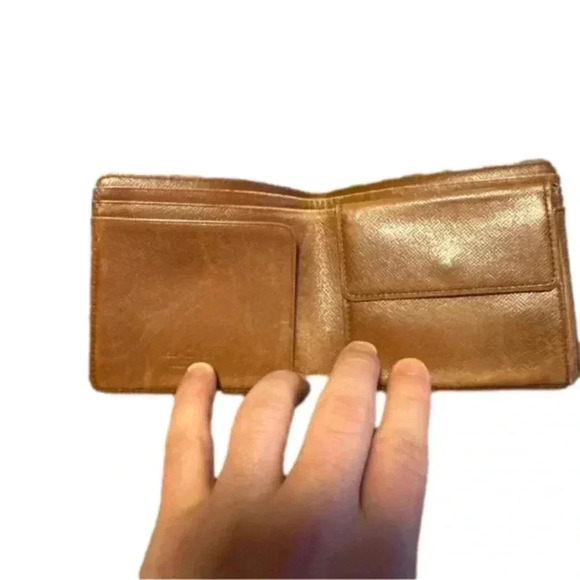 Louis Vuitton monogram bifold - Picture 2 of 4